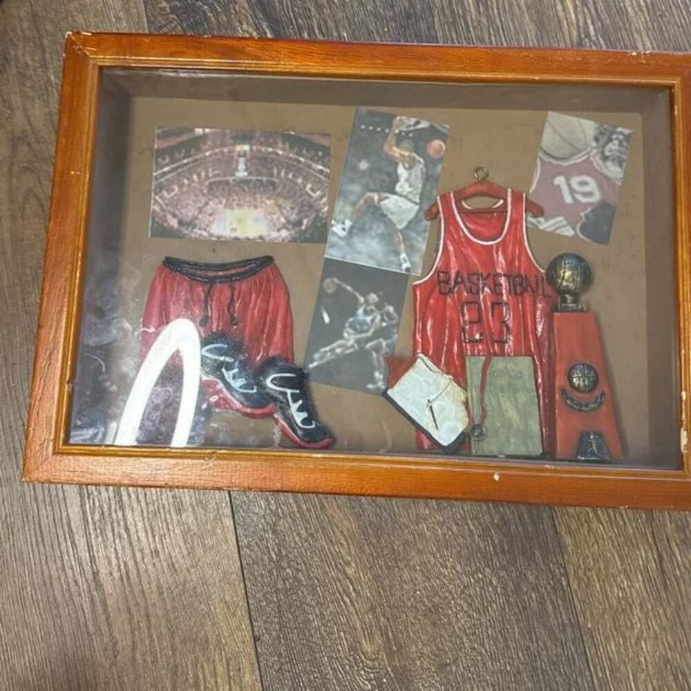 Michael Jordan Chicago Bulls Shadow Box #23 Basketball
